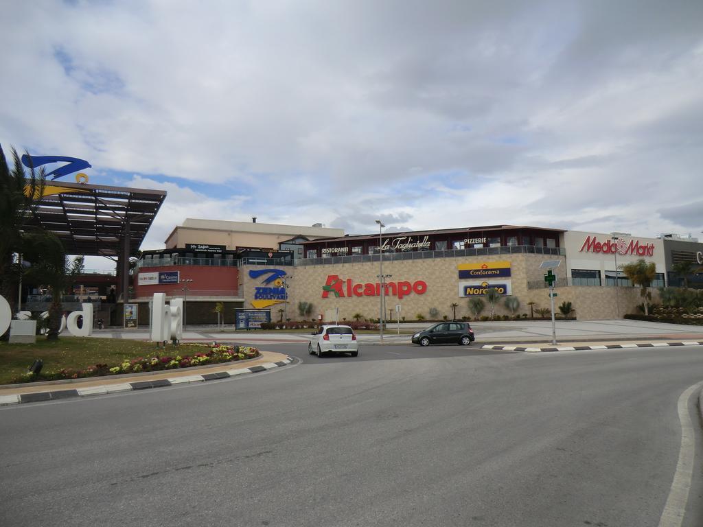 Casas Holiday - Oasis Beach Orihuela Exterior photo